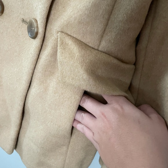 Calvin Klein tan wool coat, size 6 - Picture 6 of 15